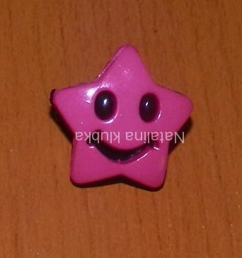 knoflík hvězdička tmavá pink vel. 30 mm úsměv